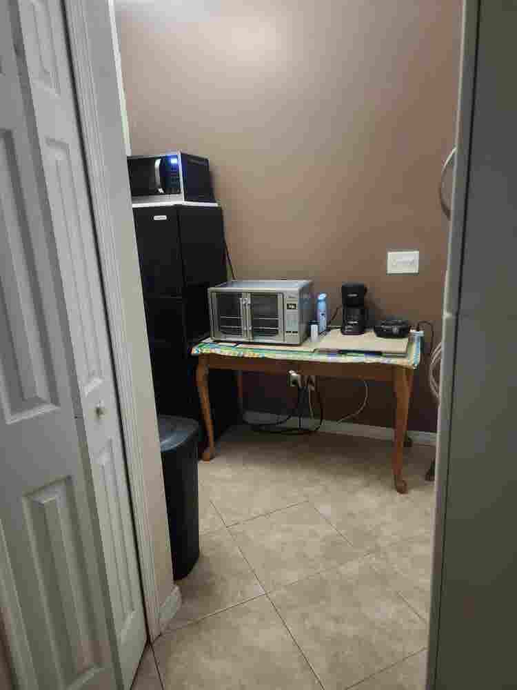 Room for Rent on lakefront