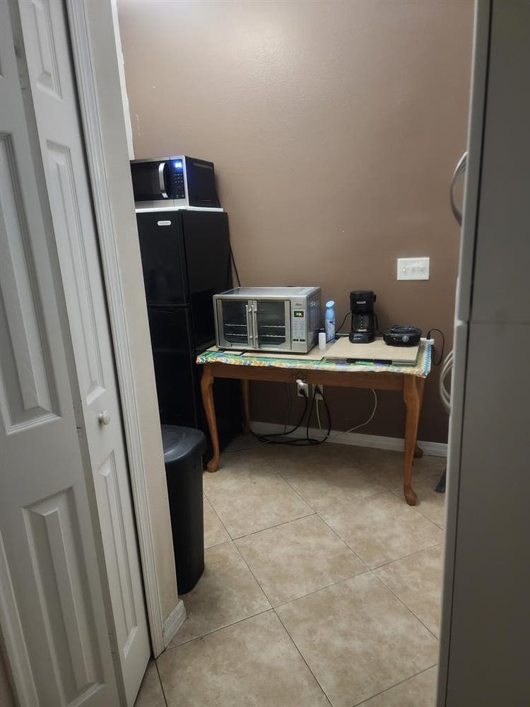 Room for Rent on lakefront