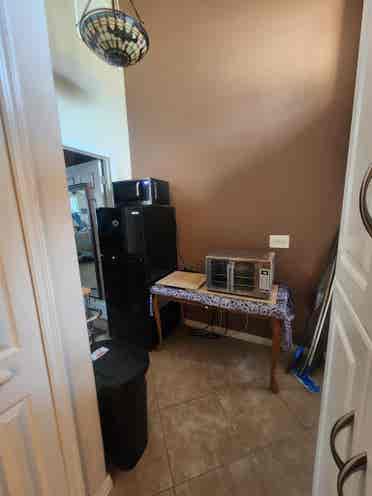 Room for Rent on lakefront