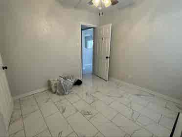 Fully renovated master room Phoenix