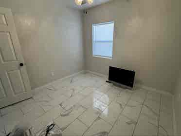 Fully renovated master room Phoenix