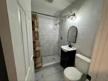 Fully renovated master room Phoenix