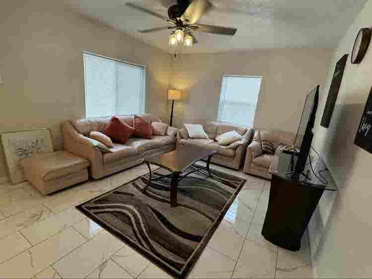 Fully renovated master room Phoenix