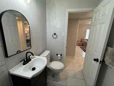 Fully renovated master room Phoenix