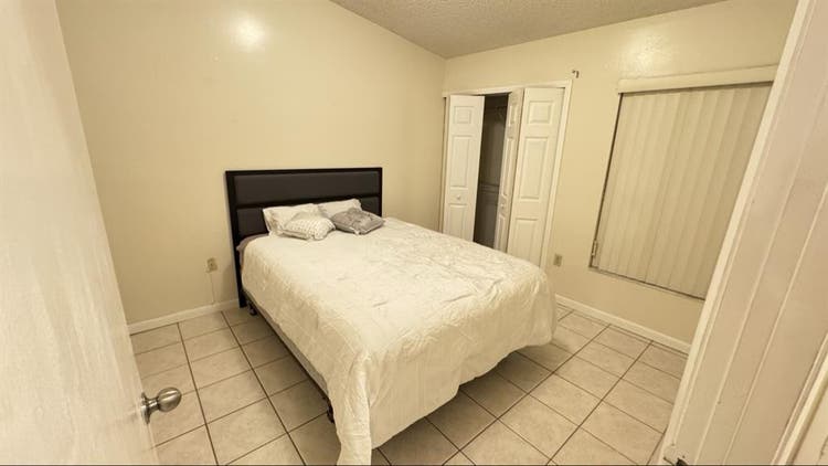 1 Bedroom for Rent - Parking Spot
