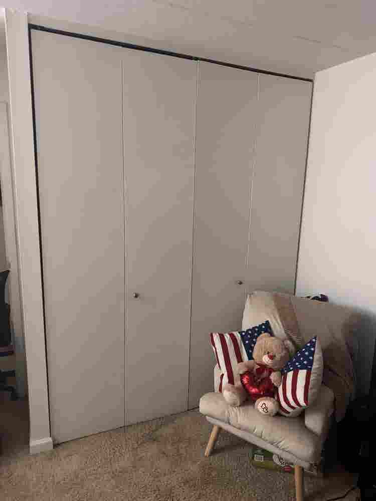 Furnished queen bedroom