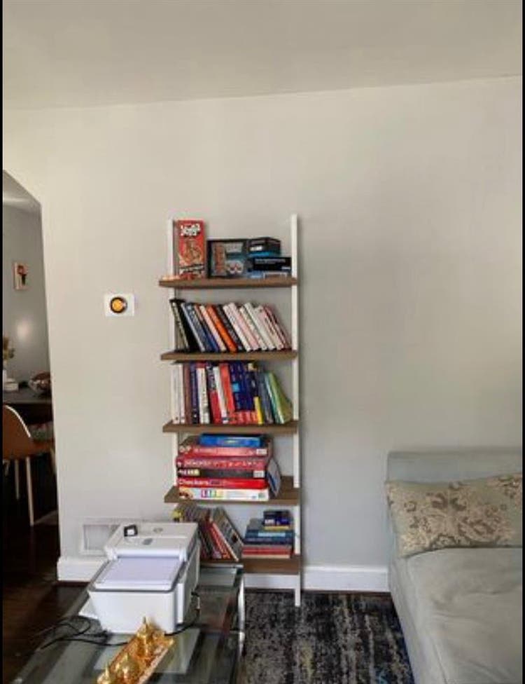 Room for Rent All-Female Household