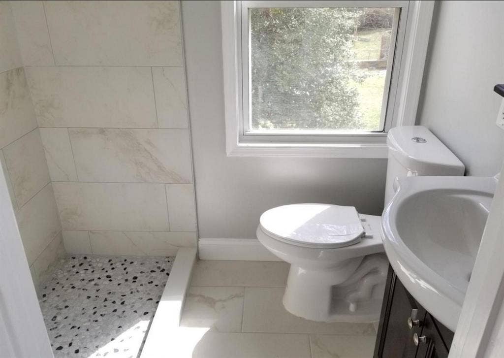 Room for Rent All-Female Household