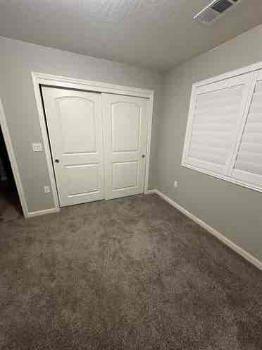 Room for rent!