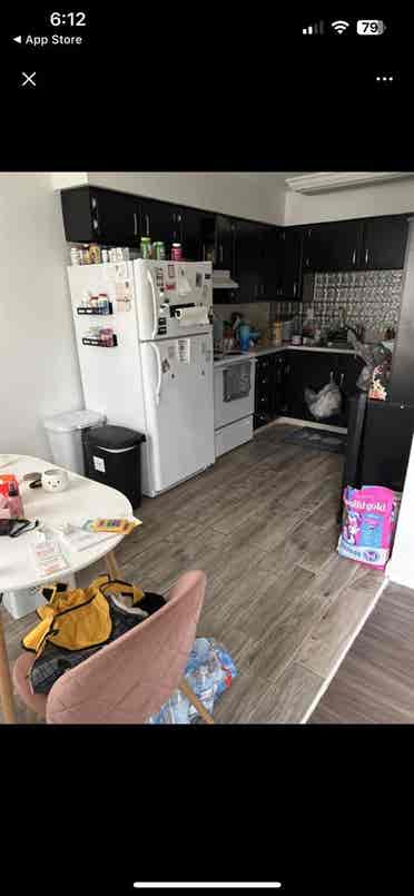 Roommate to share townhouse