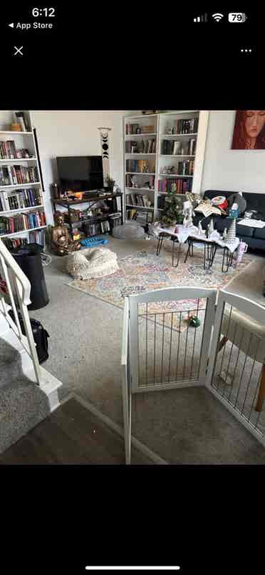 Roommate to share townhouse