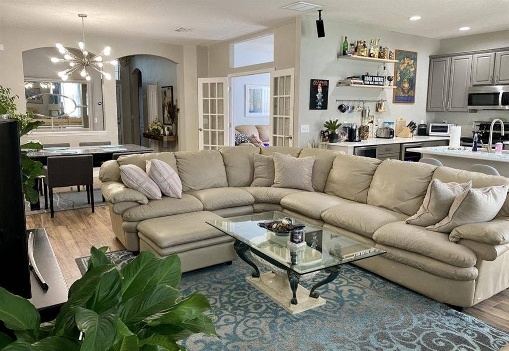 Female Roomie to Share Lovely Home