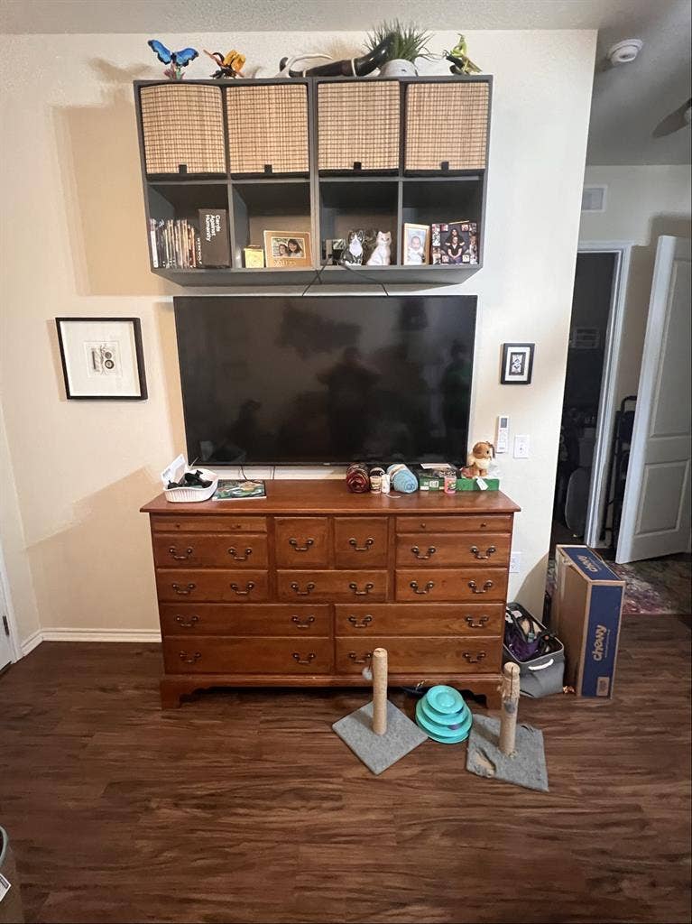 Fully furnished room for rent