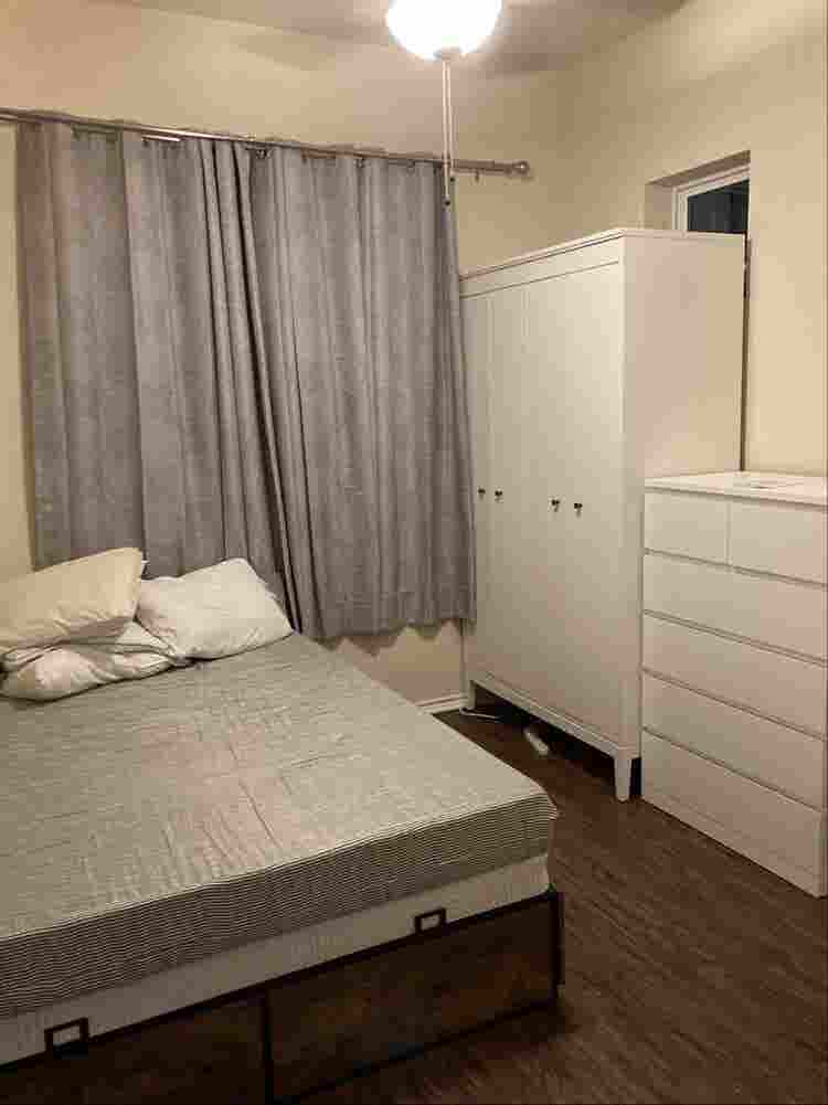 Fully furnished room for rent