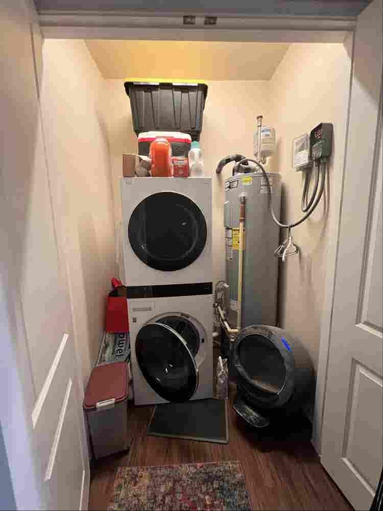 Fully furnished room for rent