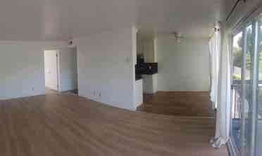 Spacious 2 bedrooms Condo for Rent