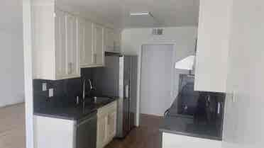 Spacious 2 bedrooms Condo for Rent