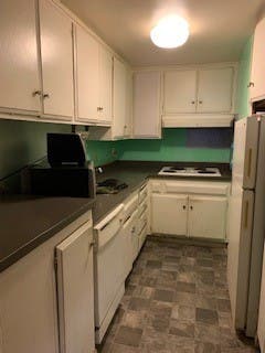 PRVT. ROOM, FREE PERKS, SAFE BLDG
