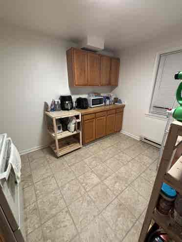 APARTMENT FOR RENT JUNE