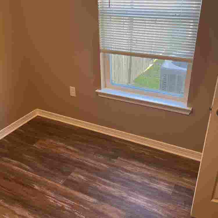 Nice home in Gulfport to share.