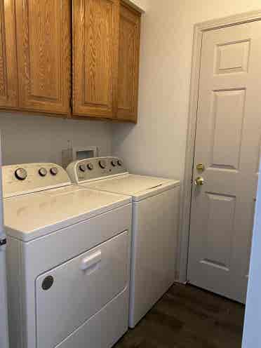 Room in Fairfield - Commuters $