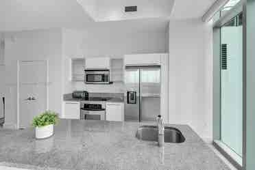 1 BD For Rent In Downtown Miami