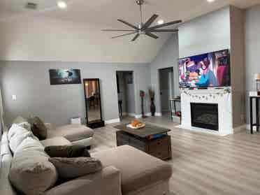 Room available utilities included
