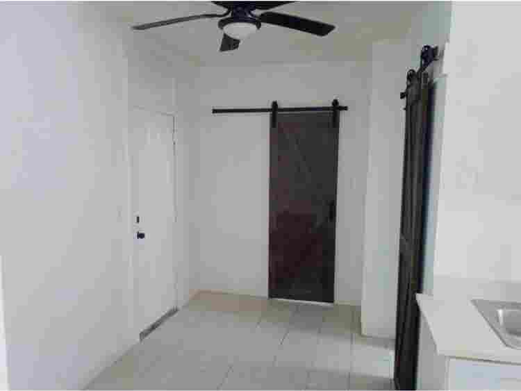 ROOM RENTAL BRICKELL AREA