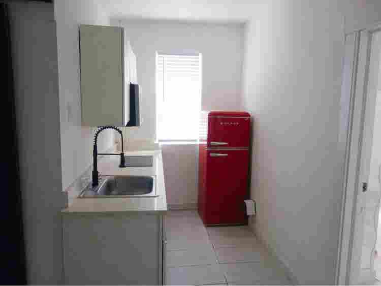 ROOM RENTAL BRICKELL AREA