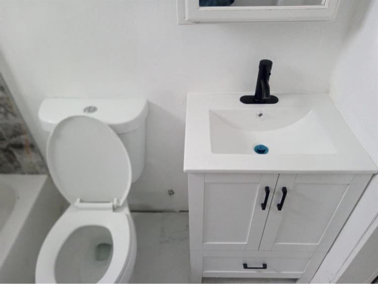 ROOM RENTAL BRICKELL AREA