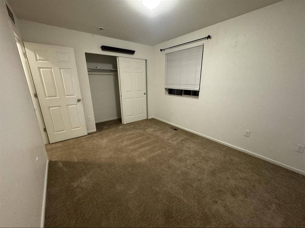 GVR Private Room Available ASAP
