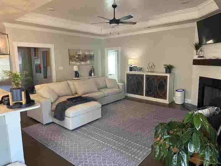 Private room/bath for rent!