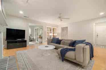 Private bed/bath includes utilities