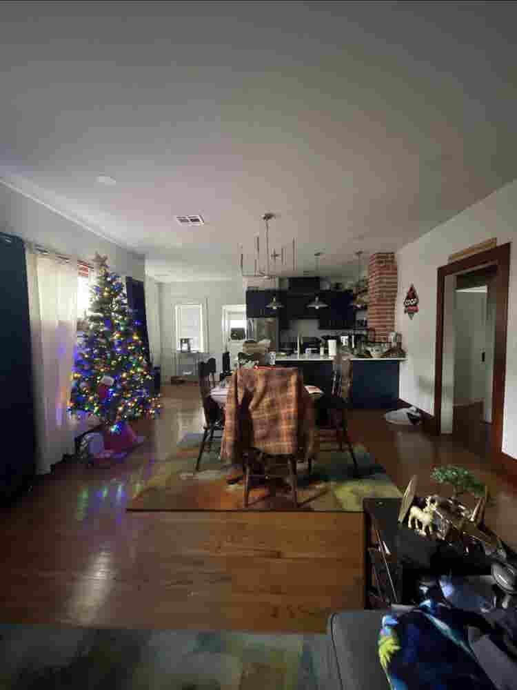 Seeking Roommate