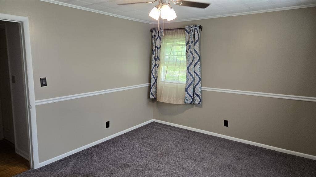 Room for rent in Quiet Neighborhood