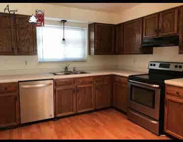 Looking for a roommate