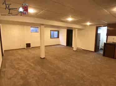 Looking for a roommate