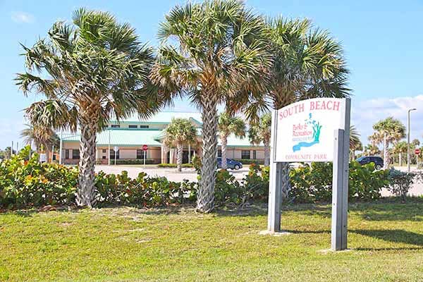 NEW! Room in beach house for rent