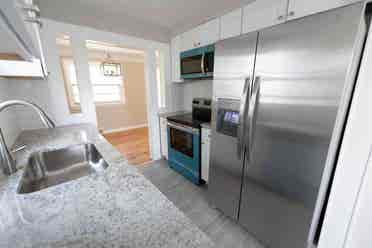 Looking for a roommate or a couple