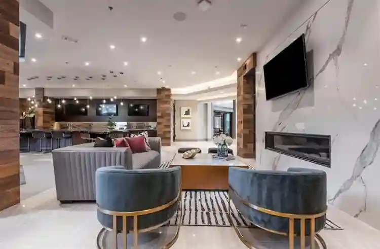 Looking for professional Roommate