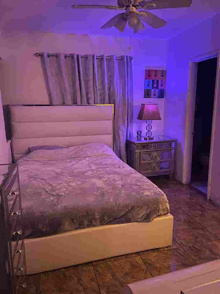 Room in South beach available now