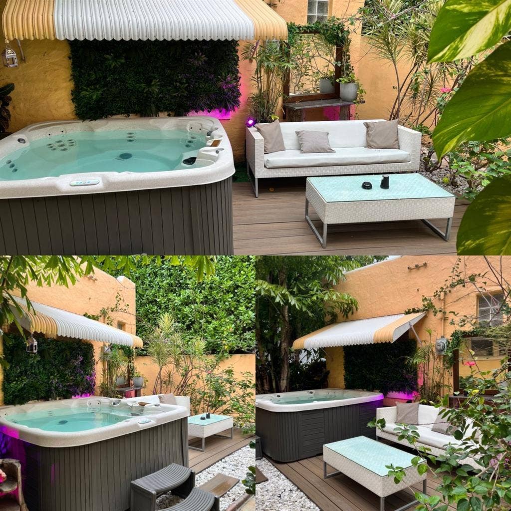 Room in South beach available now