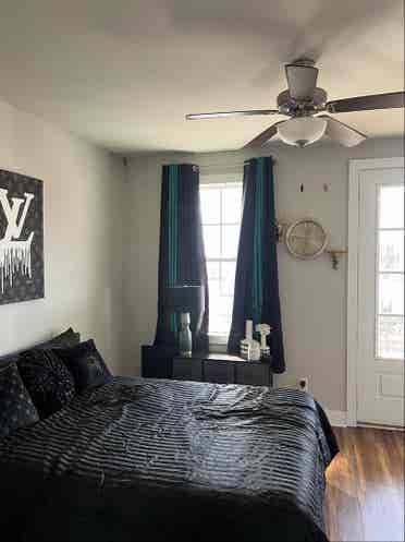 Stylish fully furnished