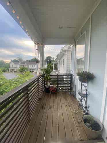 Stylish fully furnished
