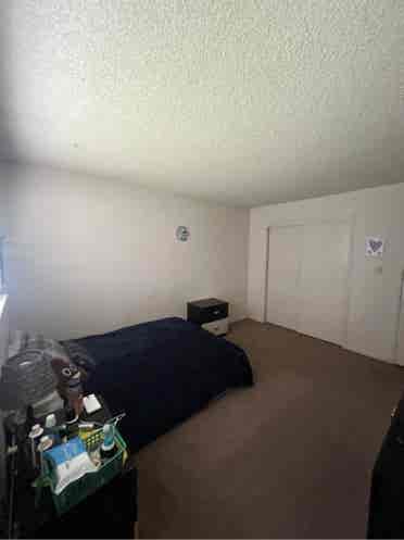 MASTER BEDROOM FOR RENT