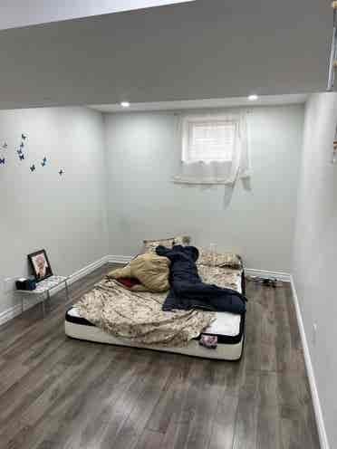 1 bedroom private basement for rent