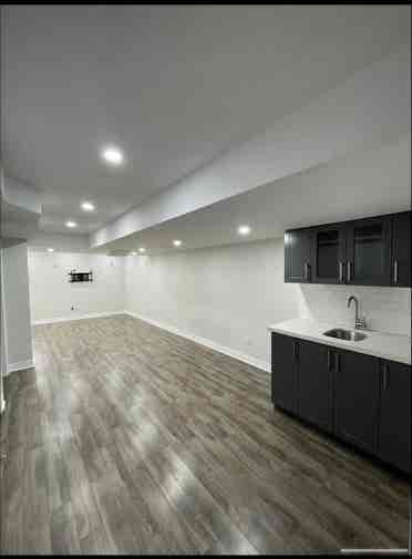 1 bedroom private basement for rent