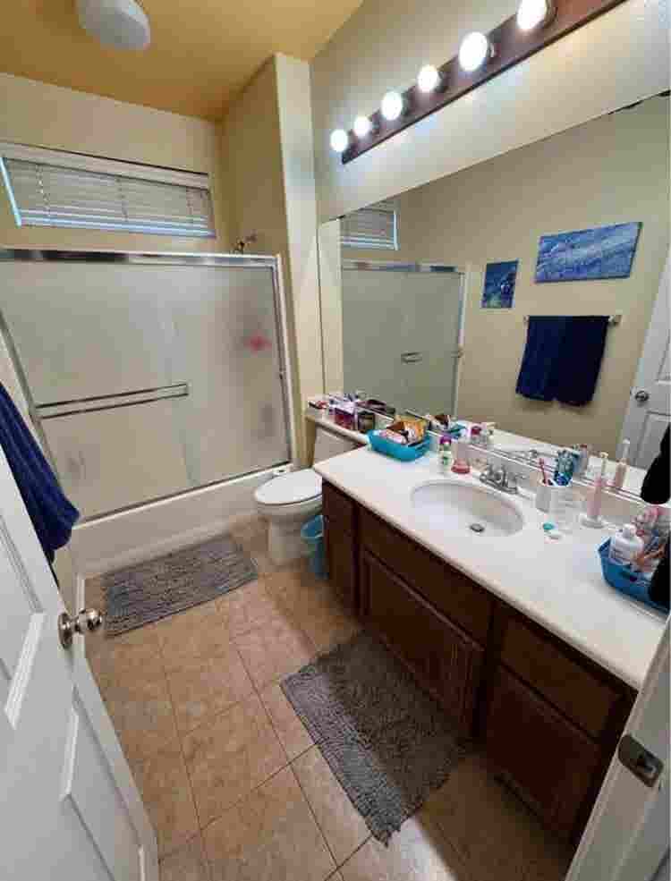 Furnished Room in Redlands