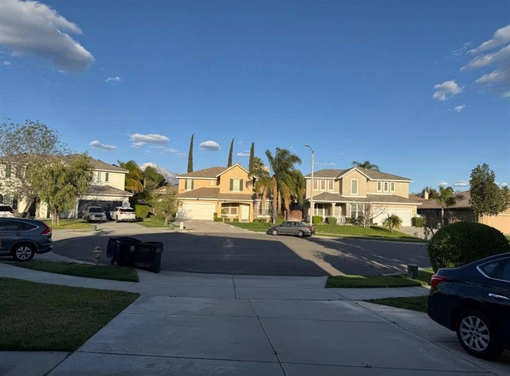 Furnished Room in Redlands