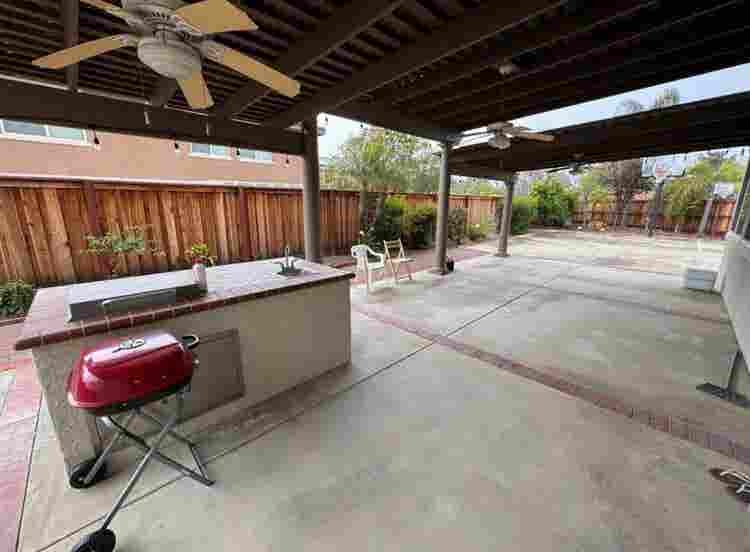 Furnished Room in Redlands